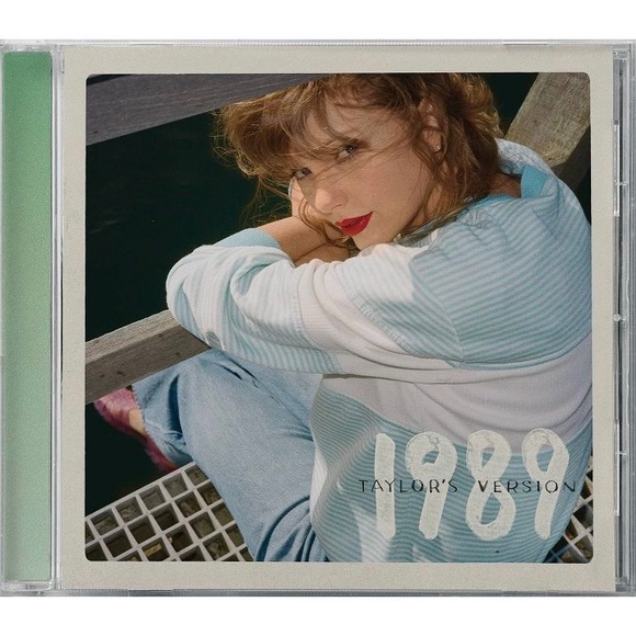 TAYLOR SWIFT 1989 Taylor's Version CD Aquamarine Green NEW NWOT - Picture 1 of 7
